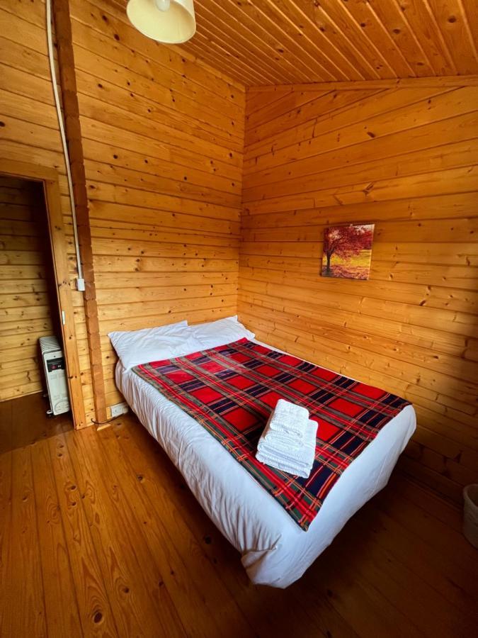 Red Squirrel Lodge Голуэй Экстерьер фото