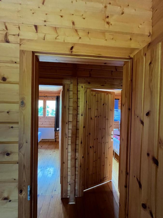 Red Squirrel Lodge Голуэй Экстерьер фото